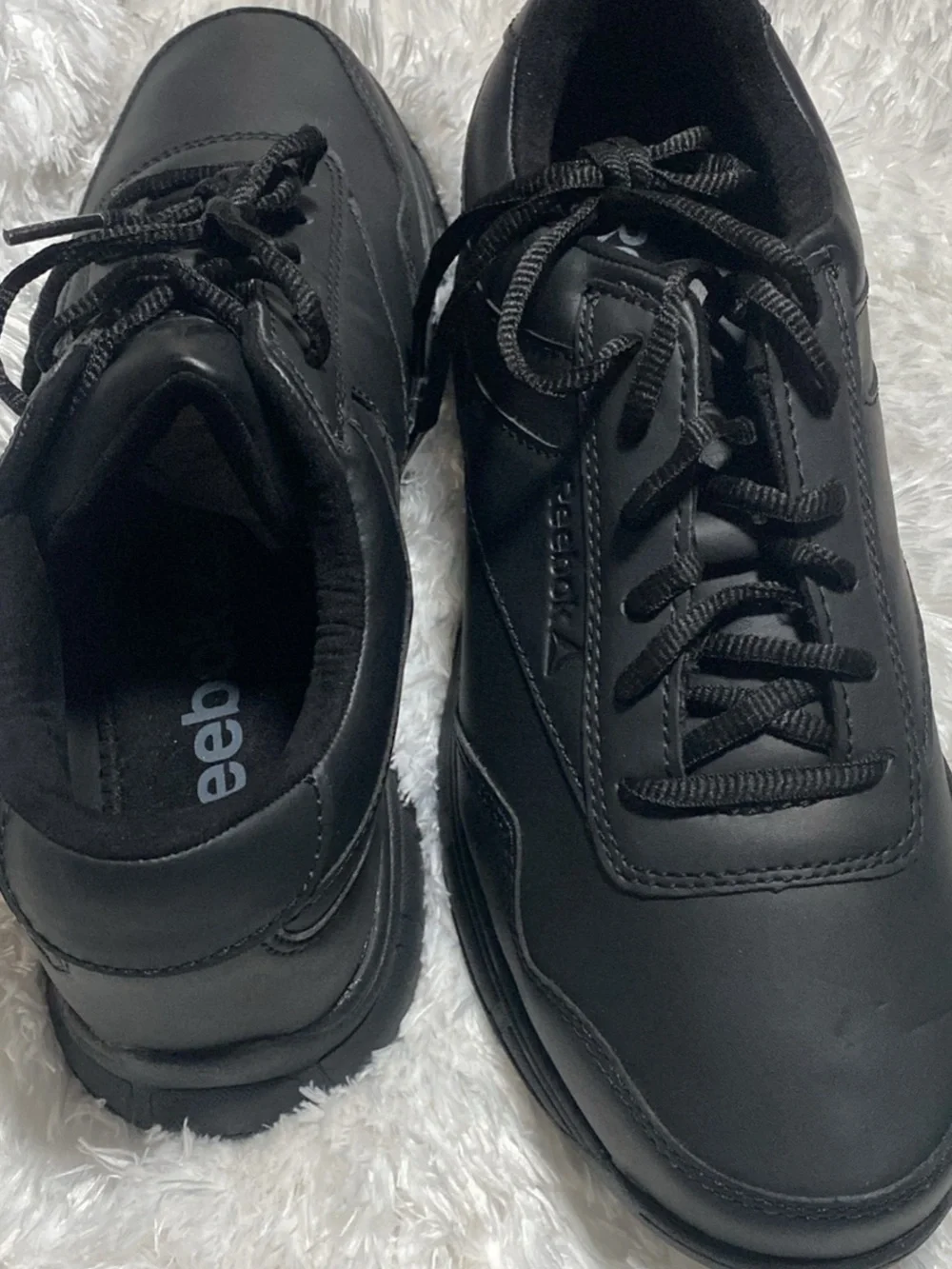 Reebok Men's All-Black Athletic Sneakers unisex oil/slip resisting